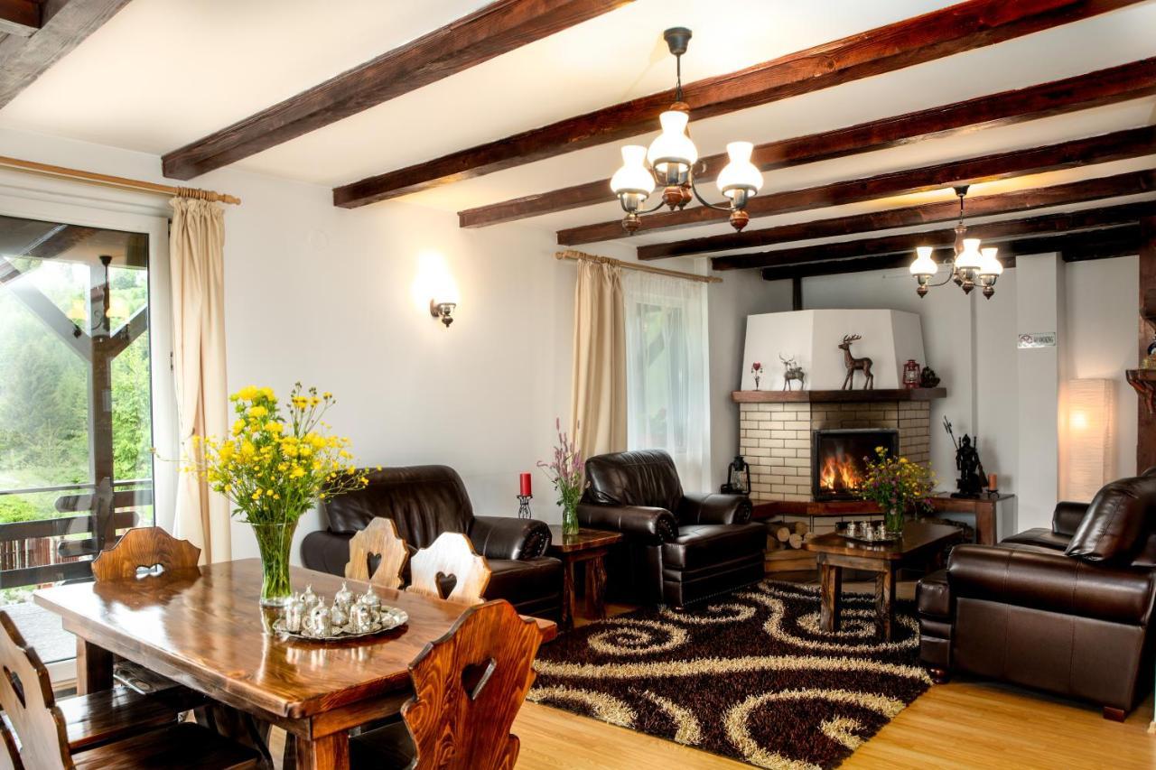 Casa Cerbul Villa Fundata Luaran gambar